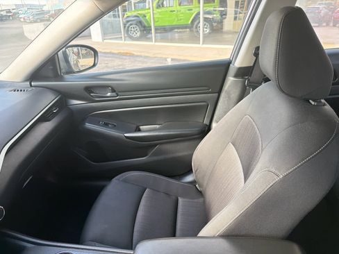 Used 2023 Nissan Altima 2.5 S image 28