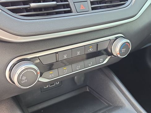 Certified 2025 Nissan Altima 2.5 S FWD image 20