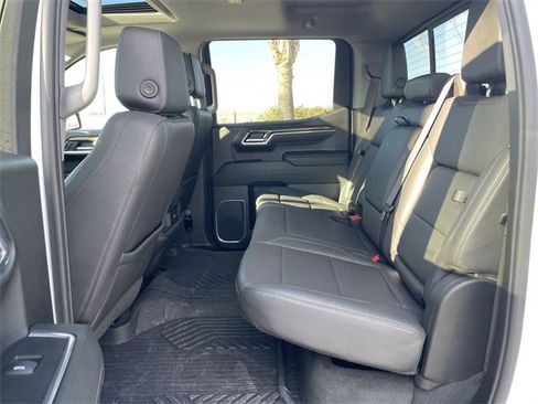 Used 2023 Chevrolet Silverado 1500 LT Trail Boss w/ LT Trail Boss Premium Package image 25