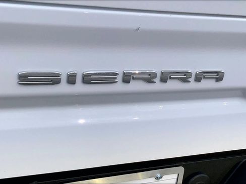 Used 2024 GMC Sierra 1500 SLT image 29
