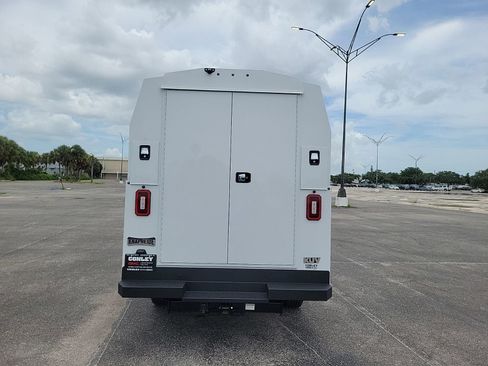 New 2025 GMC Savana 3500 w/ Power Convenience Package image 6