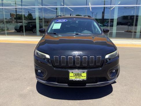 Used 2020 Jeep Cherokee Latitude Plus AWD/4WD image 4