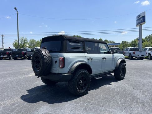 Certified 2024 Ford Bronco Wildtrak image 5