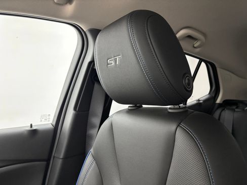 New 2026 Buick Encore GX Sport Touring w/ Advanced Technology Package AWD/4WD image 39
