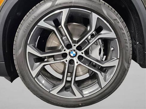 Used 2026 BMW X5 xDrive50e AWD/4WD image 16