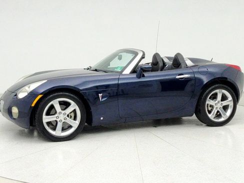 Used 2008 Pontiac Solstice Convertible w/ Premium Package image 8