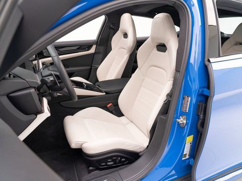 Used 2025 Porsche Panamera 4S image 5