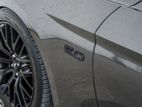 Used 2017 Ford Mustang GT w/ GT Performance Package image 40