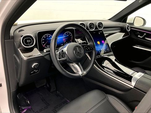 Certified 2025 Mercedes-Benz GLC 300 image 19