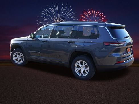 Used 2023 Jeep Grand Cherokee L Limited w/ Luxury Tech Group II AWD/4WD image 8