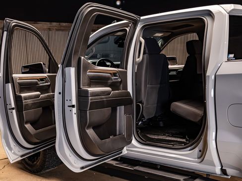 Used 2024 Chevrolet Silverado 1500 RST w/ LPO, Dark Essentials Package image 25