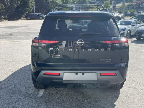 New 2026 Nissan Pathfinder Platinum AWD/4WD image 9