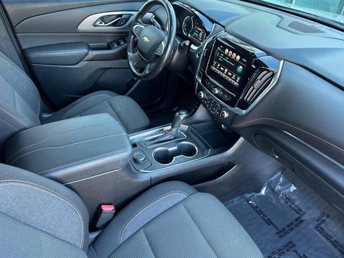 Used 2019 Chevrolet Traverse LT image 18