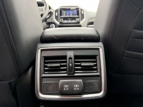 Used 2023 Subaru Forester Premium image 25