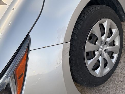 Used 2020 Toyota Corolla LE image 10