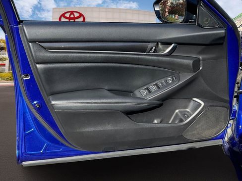 Used 2021 Honda Accord Sport image 22