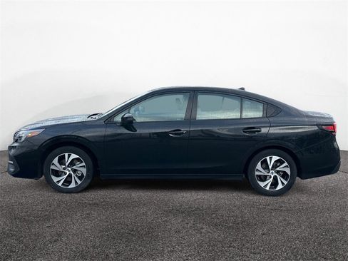 Used 2024 Subaru Legacy Premium image 2