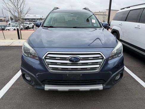 Used 2015 Subaru Outback 2.5i Limited image 2