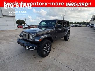 Used 2025 Jeep Wrangler Unlimited Sahara AWD/4WD video 1