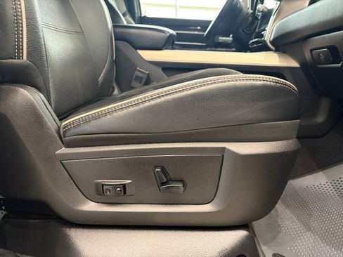 Used 2019 RAM 2500 Laramie w/ Night Edition AWD/4WD image 33