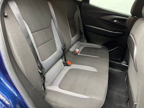 Used 2022 Chevrolet TrailBlazer LT FWD image 21
