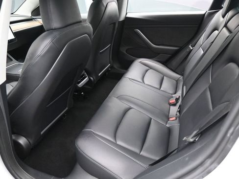 Used 2023 Tesla Model 3 Standard Range RWD image 29