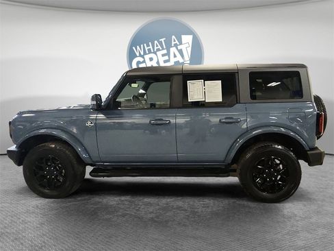 Used 2024 Ford Bronco Outer Banks image 7