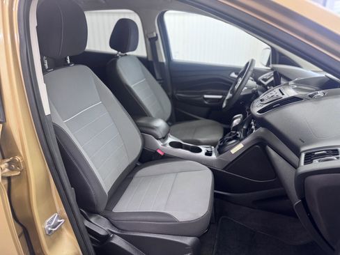 Used 2014 Ford Escape SE image 10