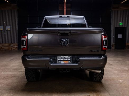Used 2024 RAM 2500 Laramie w/ Night Edition image 8