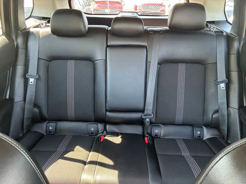 Used 2025 MAZDA CX-50 AWD 2.5 S w/ Select Package image 37