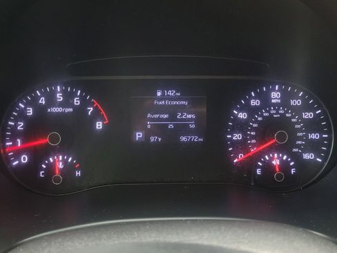 Used 2020 Kia Soul LX FWD image 23
