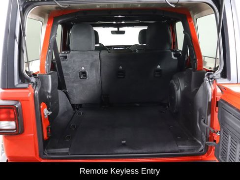 Used 2022 Jeep Wrangler Unlimited Sport AWD/4WD image 17