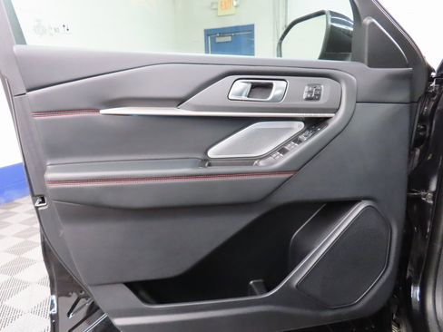 Used 2025 Ford Explorer ST image 55