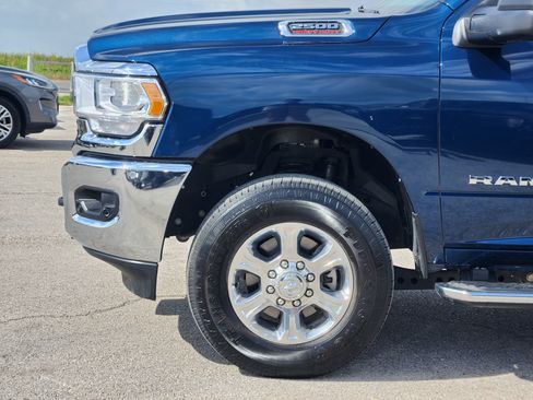 Used 2024 RAM 2500 Big Horn w/ Level 2 Equipment Group AWD/4WD image 9