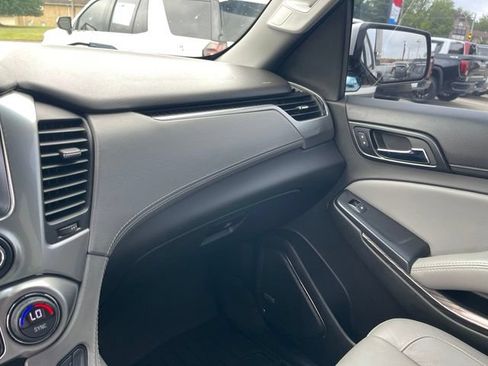 Used 2017 Chevrolet Tahoe LT w/ LT Signature Package AWD/4WD image 25