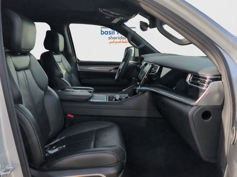 Used 2022 Jeep Wagoneer Series I image 20