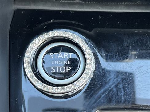 Certified 2024 Nissan Versa SV w/ Trunk Package image 9