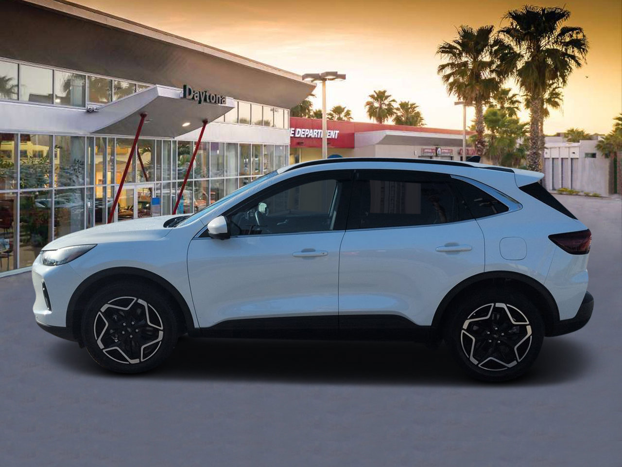 Used 2025 Ford Escape Platinum w/ Premium Technology Package FWD image 6