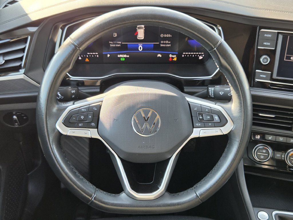 Used 2024 Volkswagen Jetta SE FWD image 14