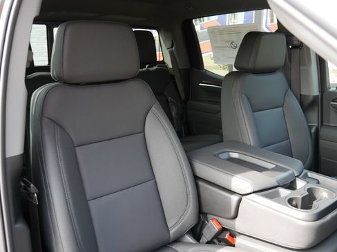 New 2026 Chevrolet Silverado 1500 LT w/ Z71 Off-Road Package AWD/4WD image 12