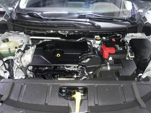 Used 2021 Nissan Rogue SL w/ Premium Package image 12