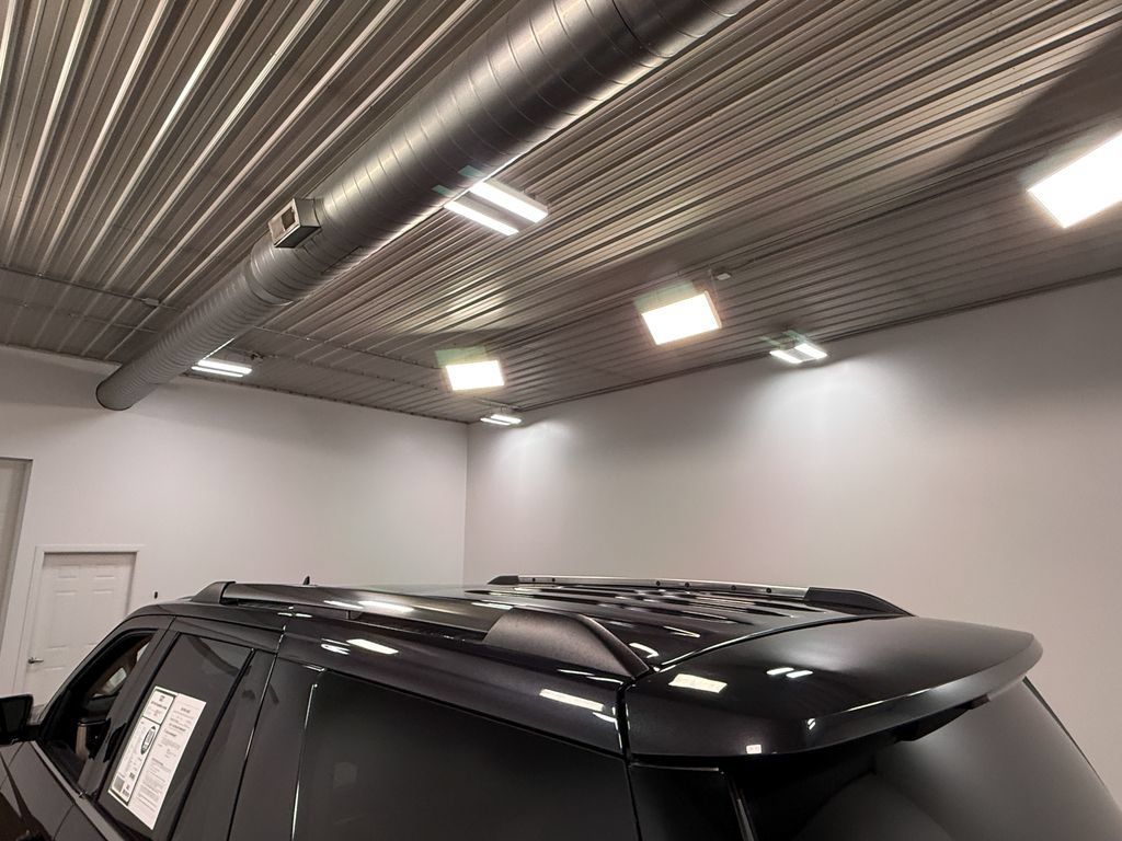 Used 2024 Ford Expedition Limited AWD/4WD image 43