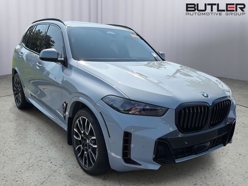 Used 2024 BMW X5 xDrive40i w/ M Sport Package AWD/4WD image 5
