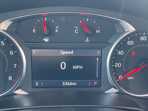 Used 2025 Chevrolet Blazer LT FWD image 13