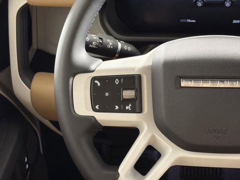 New 2026 Land Rover Defender 110 X-Dynamic SE image 12