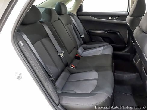 Used 2021 Kia K5 LXS image 28