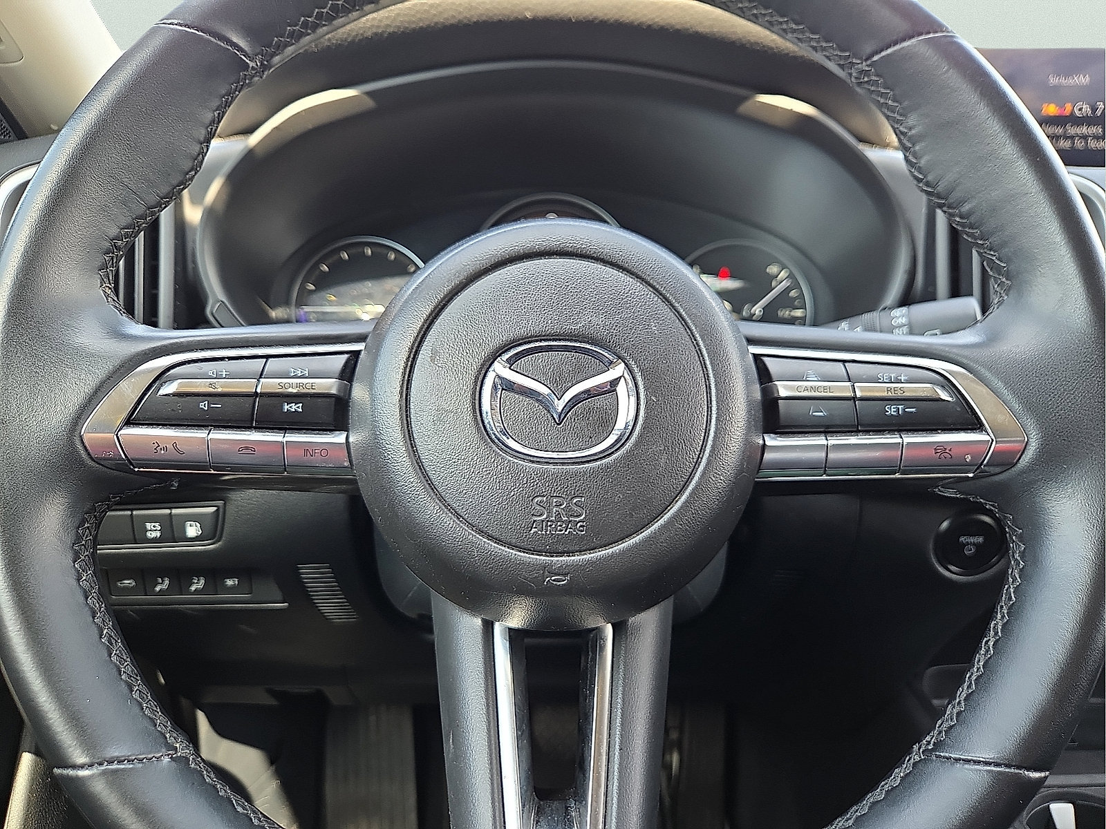 Used 2025 MAZDA CX-50 AWD 2.5 Hybrid w/ Premium Pkg image 24