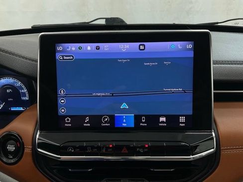Used 2022 Jeep Compass Limited w/ Elite Group AWD/4WD image 18
