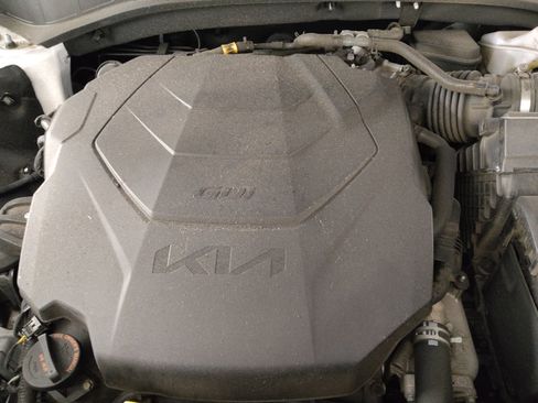 Used 2023 Kia Telluride LX FWD image 30