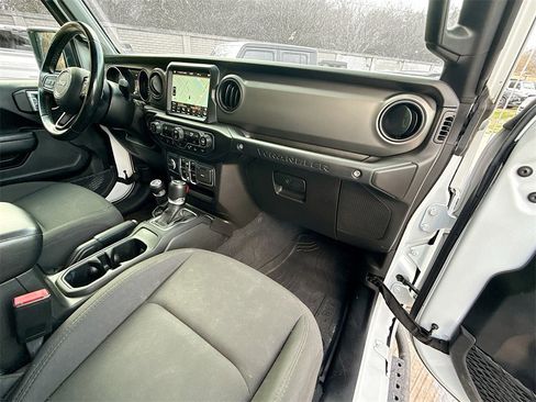 Used 2022 Jeep Wrangler Unlimited Sport S image 31